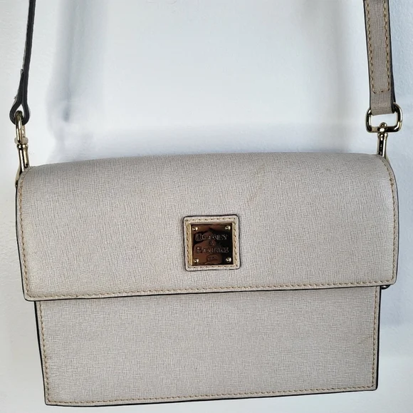 Dooney and Bourke light tan/off white cross body bag - Picture 1 of 4